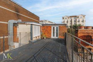 Photo 11- click for photo gallery